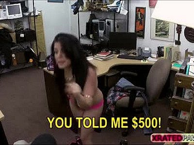 Une cubaine baise pour payer ses dettes