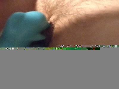 Pendant que le mari n'est pas là, la femme va jouer.