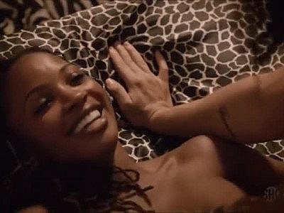 Les scènes sexy de la saison 3 de Shameless (compilation)