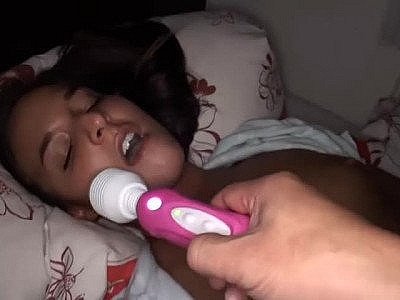 AMWF Amirah Adara interracial avec un homme asiatique