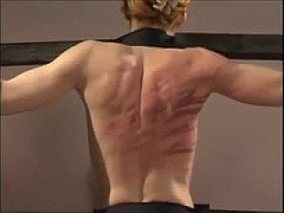 I bet that hurt 05 with sound