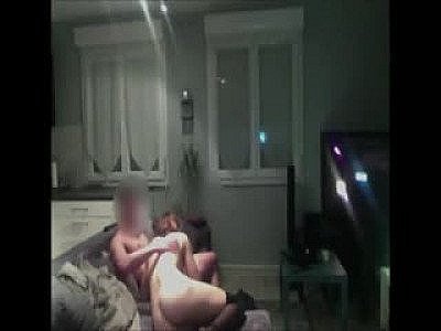 Elle a pas vu la caméra cachée