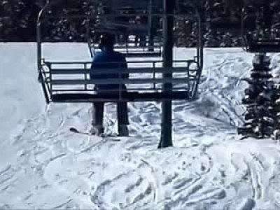 GF gives blowjob on ski lift and slope