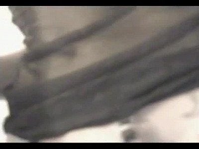 Elle se fait une double pénétration avec ses sextoys