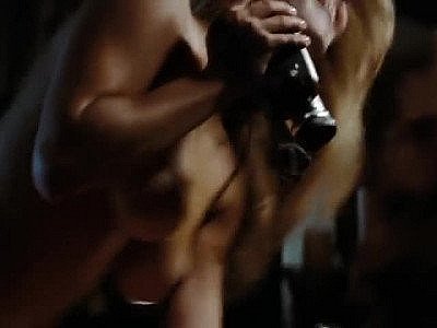 Julianna Guill se fait baiser dans Friday The 13th (2009)