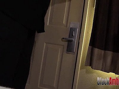 Gros seins roux, grosse bite noire, surprise 720p