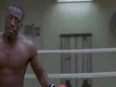 Jennifer Lopez nue et sexy dans un film de boxe