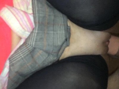 Laure prise en DP se fait remplir le cul de sperme