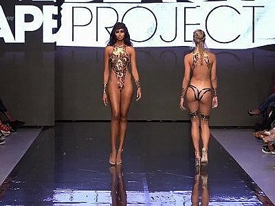 Svelte, belle, belle, belle branlette