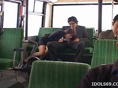 Yuma prenait le bus pour rentrer du marché l'autre jour.