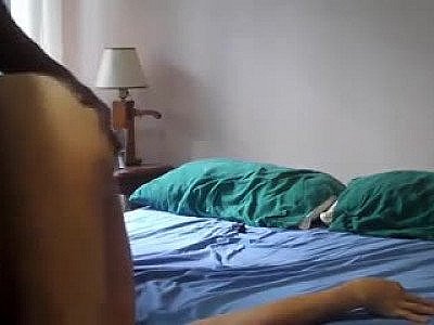 Un gros black baise ma femme