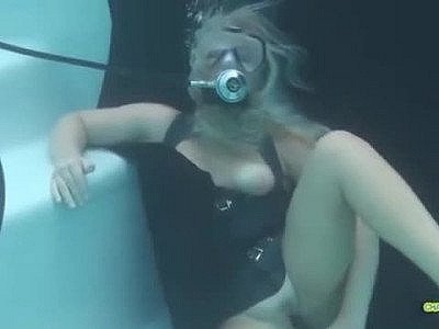 Scuba masturbation