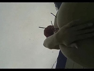 Adolescente à peine légale baisée dans la piscine