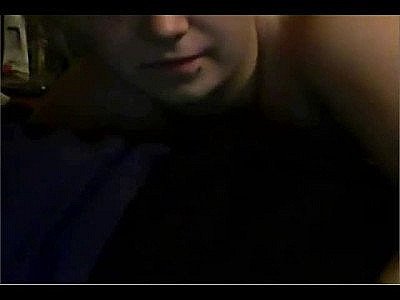 19yr Girl Gives BJs To Boyfriend