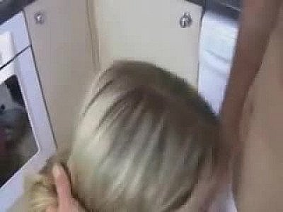 Fat blonde housewife nailed in kitchen