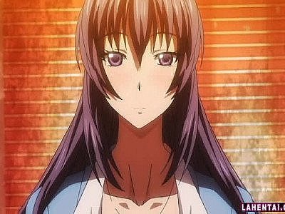 Bébé hentai aux gros seins