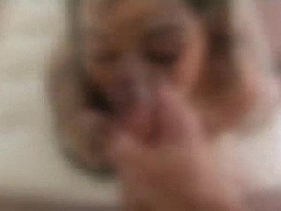 Fellation de peau claire et d'ébène