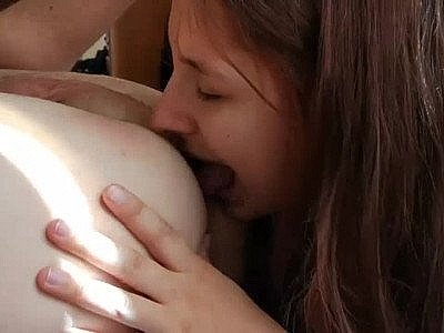 Une amatrice dans sa première sodomie