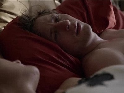 Sasha Alexander baise du matin dans Shameless