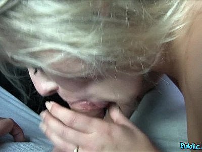 Sexe en voiture avec ses fils mignon professeur Agnes White