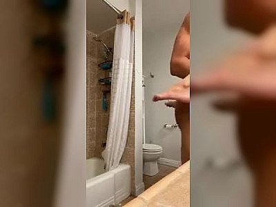 Homevideo with 2 girls and bbc