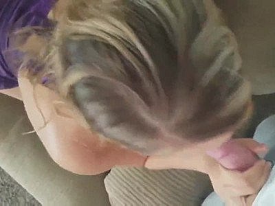 OMG ! La femme de mon ami de FuckInMyCity Com me laisse la baiser