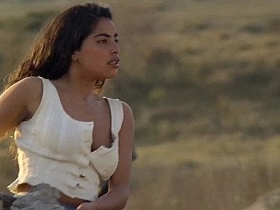 Sarita Choudhury - la Maison des Esprits : Porno gratuit 6b