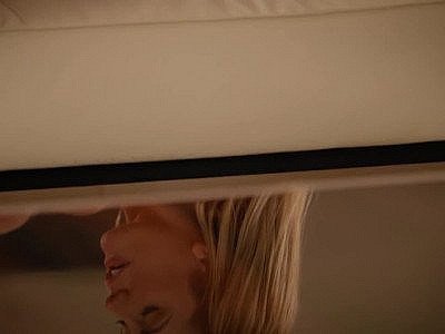 Busty Brett Rossis expérience interracial hardcore