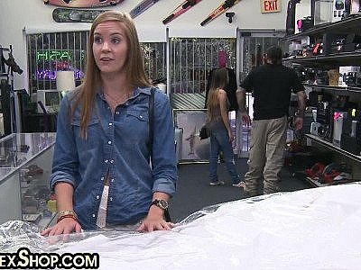 Pawnshop bride in wedding dress fucked in office after blowjob