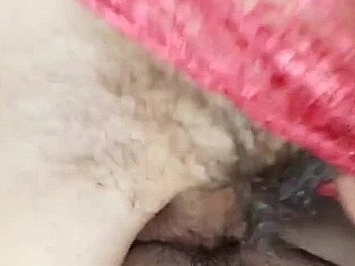 Slip auf die Seite und rein mit dem Schwanz