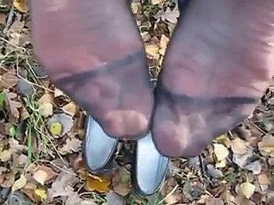 Sperma auf Deutsch Nylon Sohlen MILF