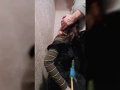 Maid Nomi did BJ to imperious houseowner