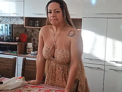 My lascivious stepmother cheated on me and I had to clean my room